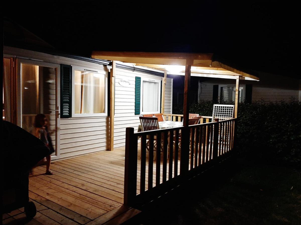 Mobile Home Entierement Equipe La Roque-d'Antheron Exterior foto